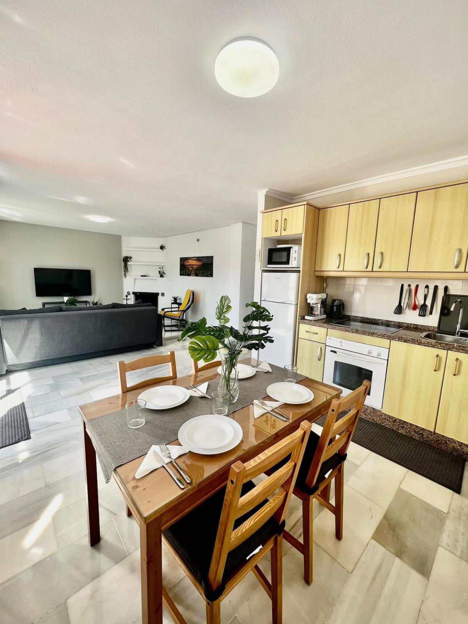 Apartamento Pueblo Evita One Bedroom Large Terrace And Bbq Benalmádena
